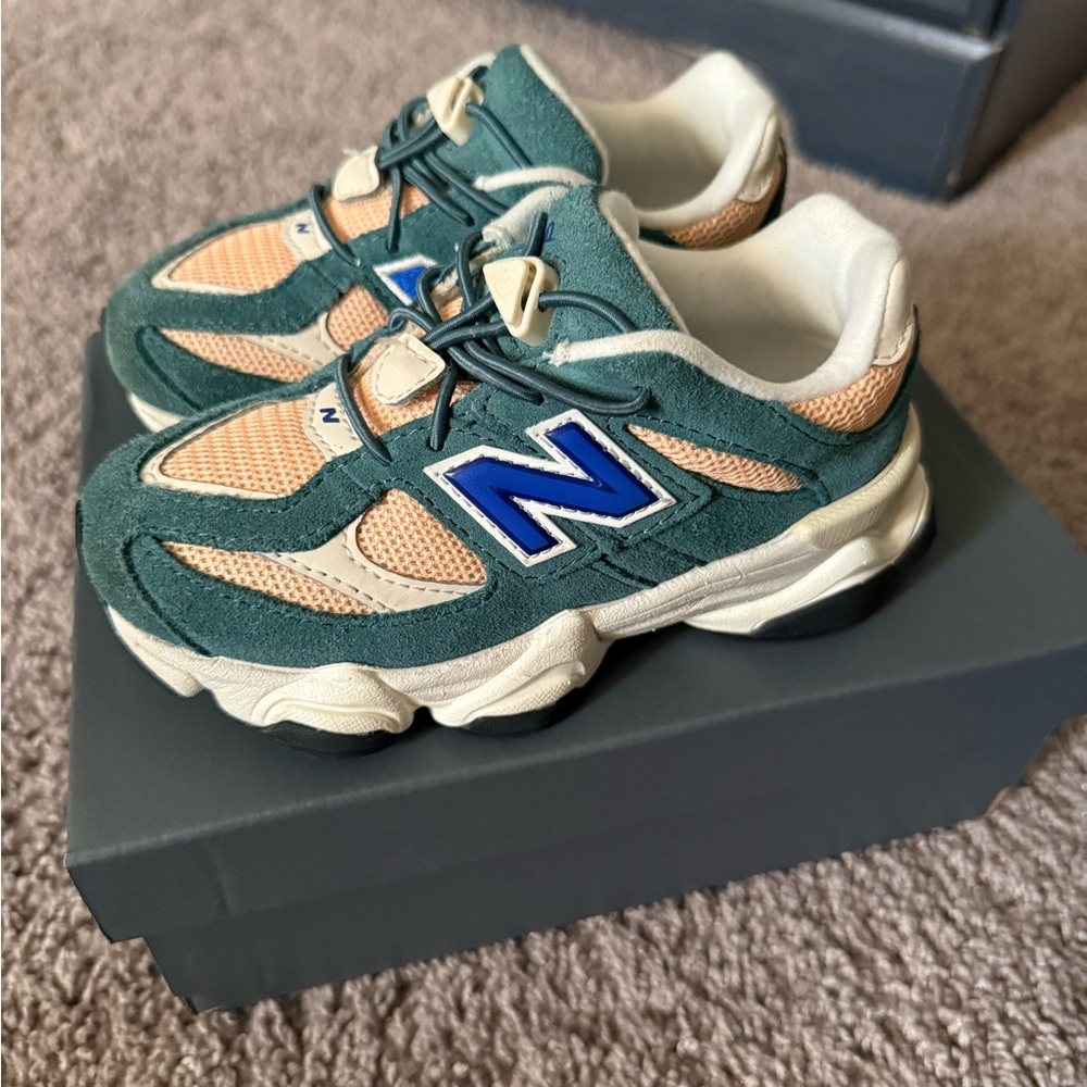 New Balance Kids' Green and Orange Sneakers